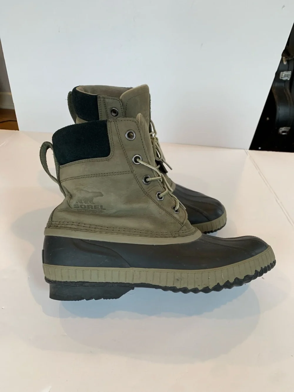 Sorel Cheyanne II Men’s Size 11 Insulated Waterproof Winter Boots Nori Black